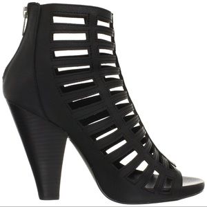 Steve Madden Alexxia Booties